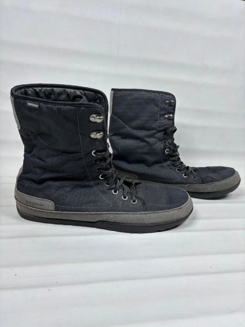 Patagonia Activist Puff High Waterproof Winter Boots Black Smoked Green Mens 13
